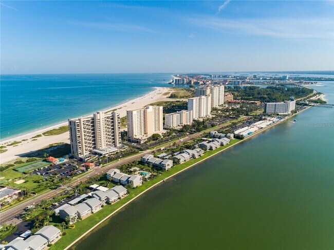 Foto del edificio - 1290 Gulf Blvd