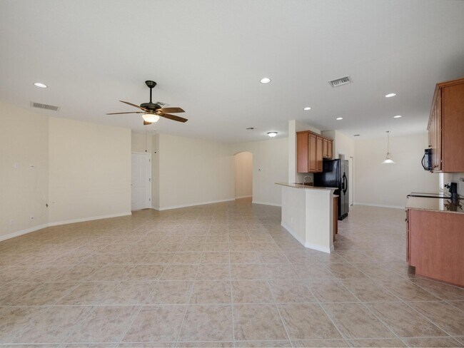 Building Photo - 10691 Ivanhoe Ln