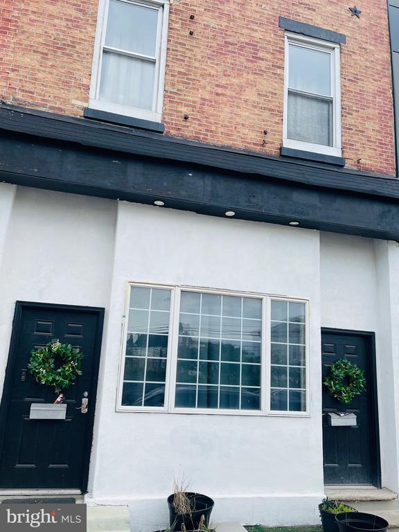 Foto del edificio - 2149 Ridge Ave