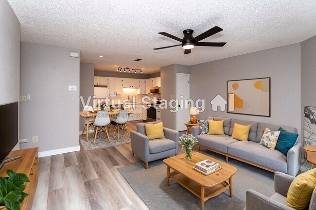 Building Photo - Cozy 2 bedroom, 1 bathroom retreat in a Gated Community!