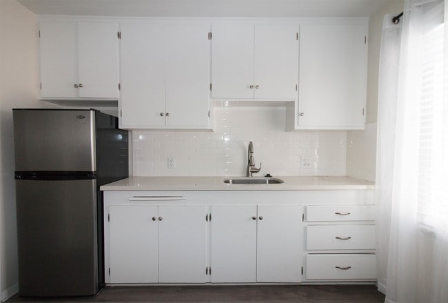 Foto del edificio - 719 E Medio St