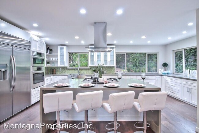 Foto del edificio - 4 br, 2.5 bath House - 16200 W Ellenwood Ave