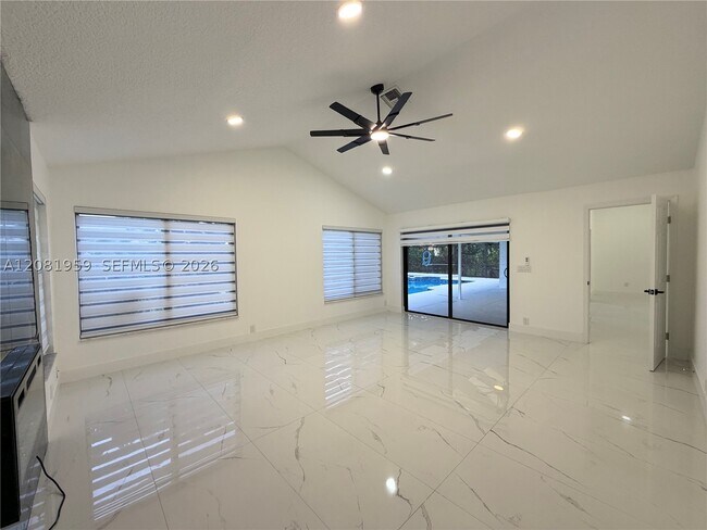 Foto del edificio - 2029 Greenview Cove Dr