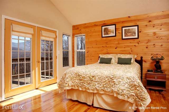 Building Photo - 533 Greystone Heights Rd