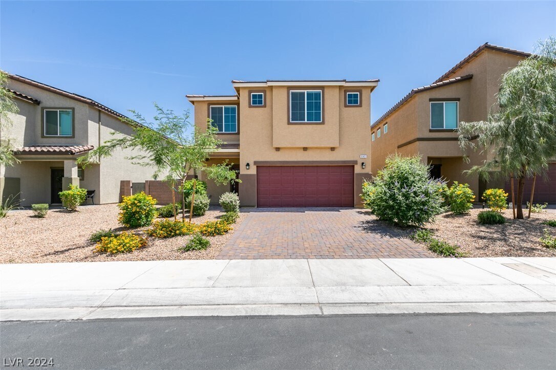 Foto principal - 945 Willow Berry Ave
