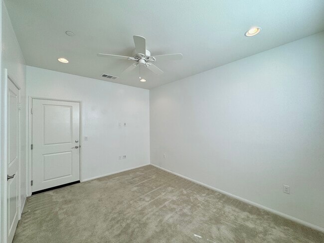 Building Photo - 6332 Planetary Rd
