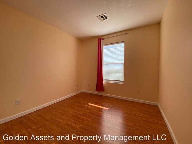 Building Photo - 3 br, 2 bath House - 11062 Desert Dove Ave