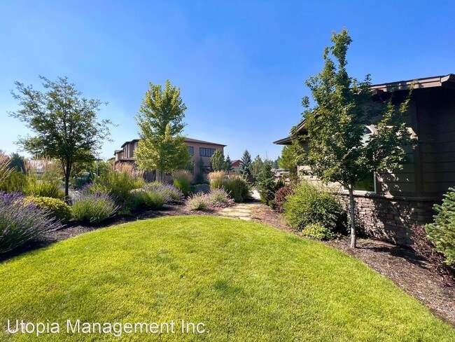 Foto del edificio - 5 br, 4 bath House - 60970 Woods Valley Pl