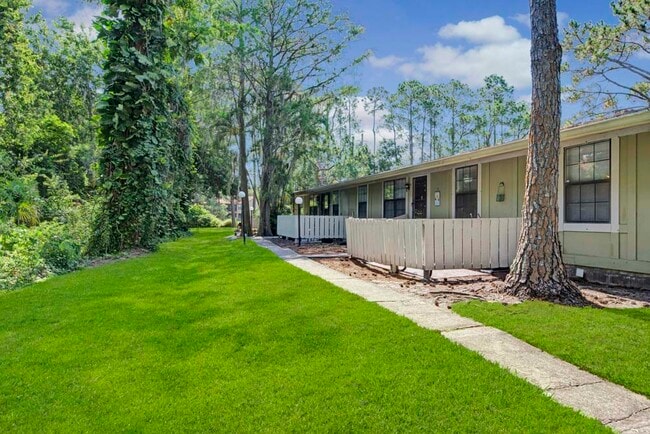 Building Photo - Wingwood