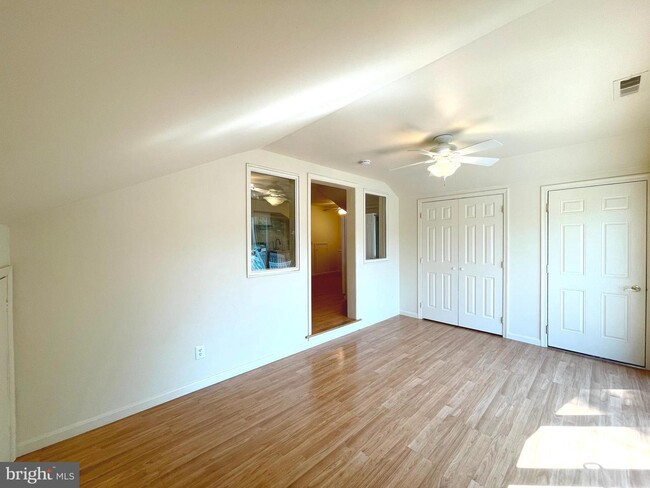 Building Photo - 22322 Greenview Pkwy