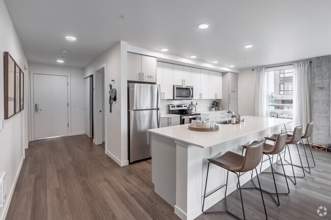 2C | 2 Bed - 2 Bath, 1082SF - Riverfront Everett