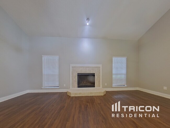 Foto del edificio - 702 Keeneland Pike