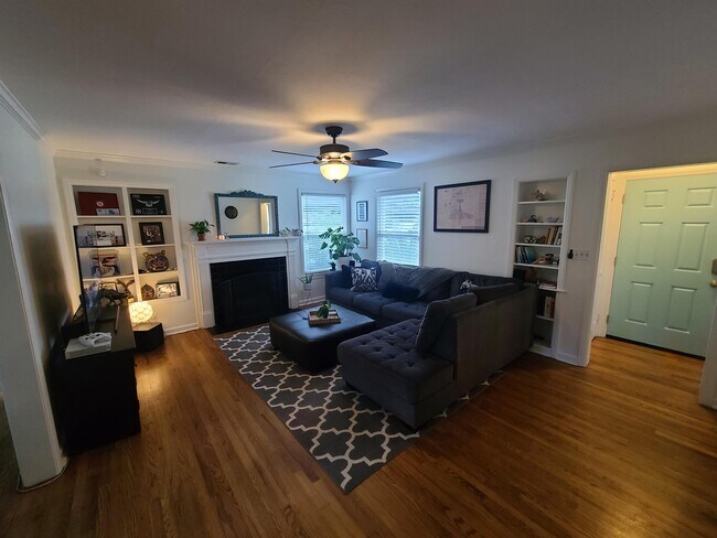 Foto del edificio - 11 Harlan Dr