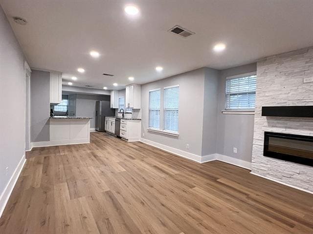 Building Photo - 931 S Windomere Ave