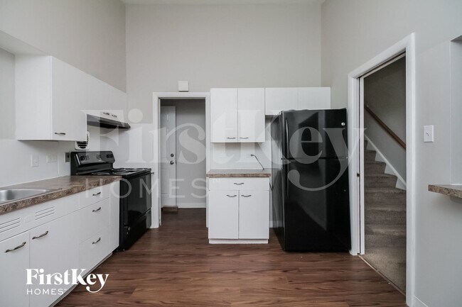 Building Photo - 15138 Meadow Ln