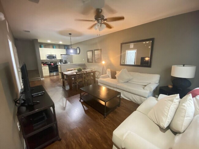 Foto del edificio - 5372 Diplomat Ct