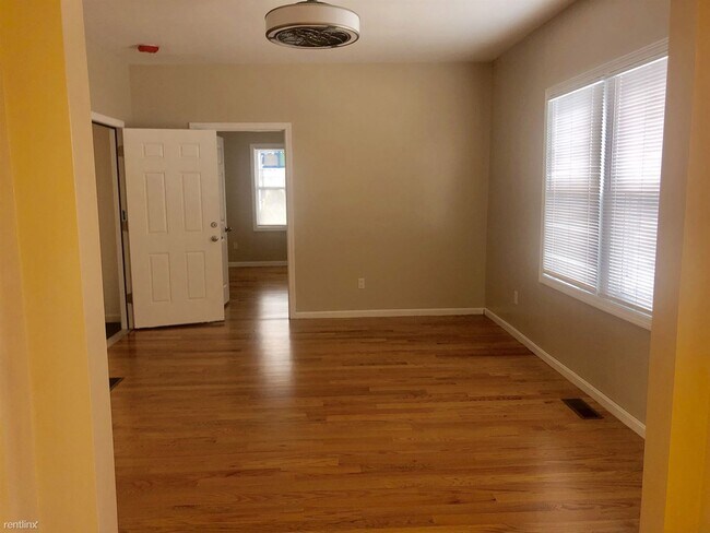 Building Photo - 2 br, 1 bath  - 56 Winthrop St # 1K