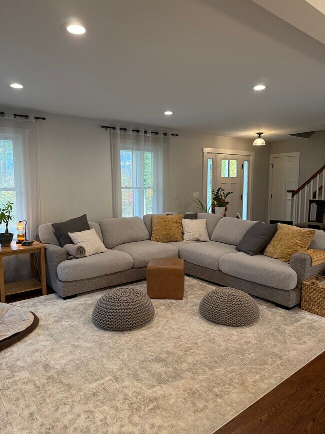 Foto del edificio - 65 Birch Trl