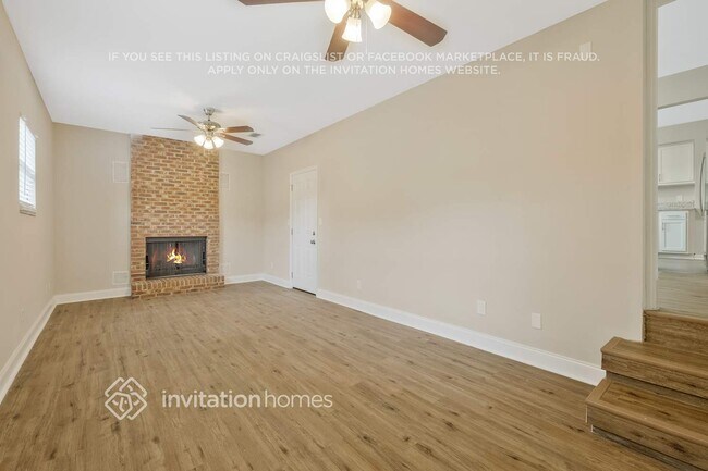 Foto del edificio - 6585 Larne Ave