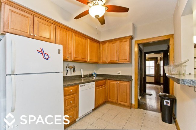 Foto del edificio - 1702 N Wolcott Ave