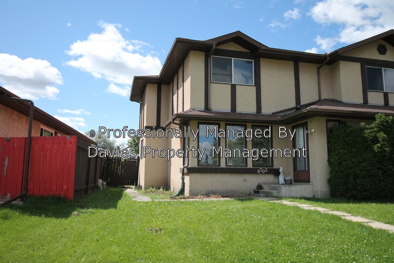 Photo principale - 8703-8727 27 Ave NW