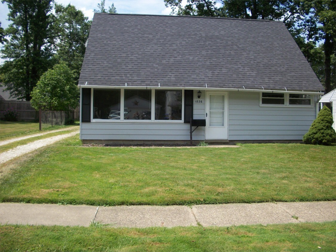 1826 Hanover St, Cuyahoga Falls, OH 44221 House Rental in Cuyahoga