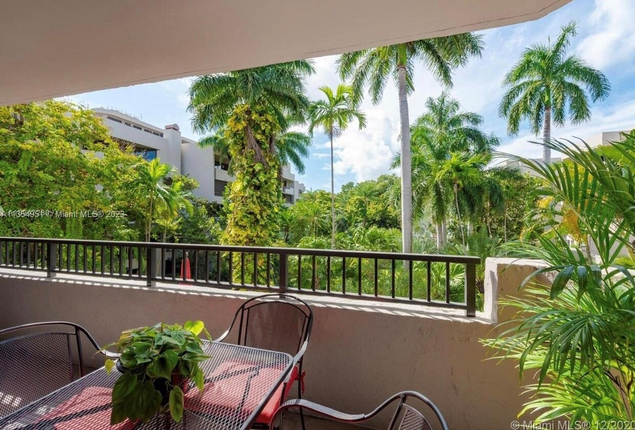 161 Crandon Blvd Unit 222, Key Biscayne, FL 33149 Apartment for Rent