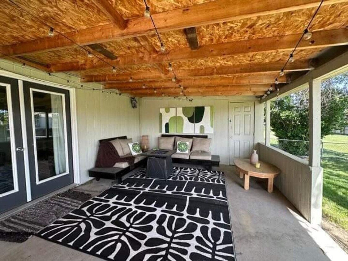 Foto principal - 7340 W Arkansas Ave