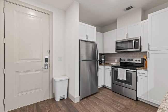 Foto del edificio - 3801 Vitruvian Way