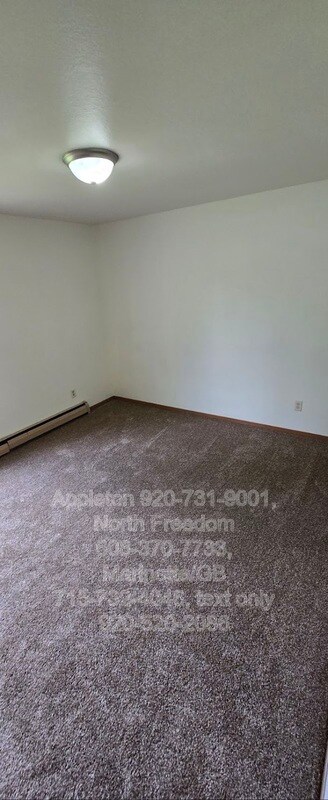 Foto del edificio - 109 E Mitchell Ave