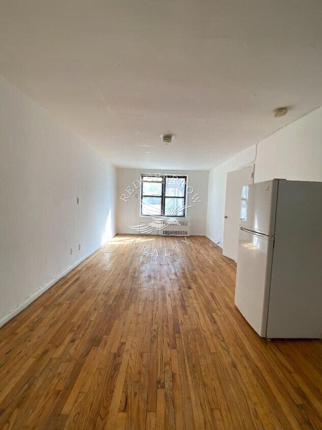 8316 Lefferts Blvd Unit 2B, Queens, NY 11415 Room for Rent in Queens