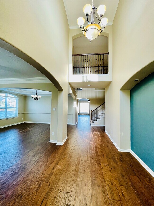 Foto del edificio - 14303 Tasmania Ct