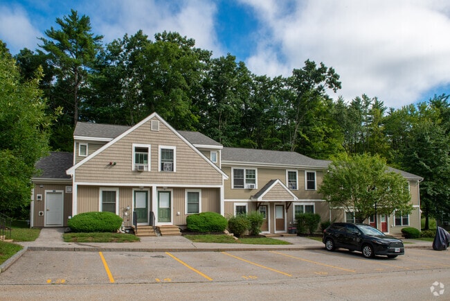 Building Photo - 15 Parmenter Rd
