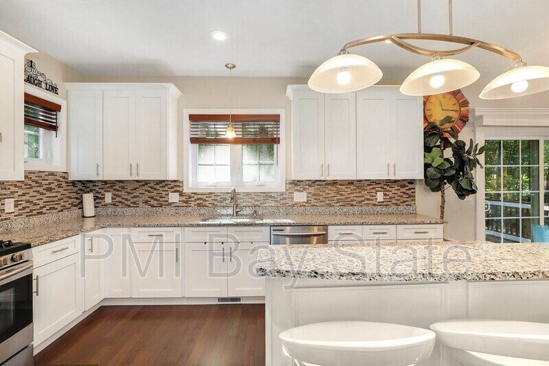 Foto principal - 22 Beacon St