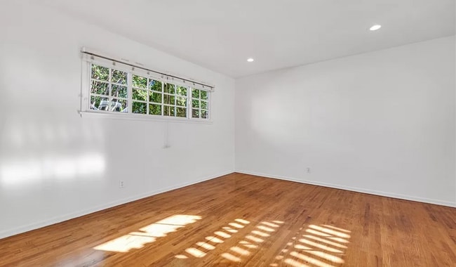 Foto del edificio - 18212 Sunburst St