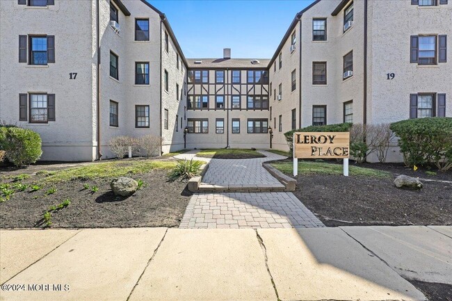 Building Photo - 17-19 Leroy Pl