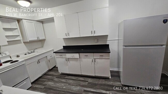 Foto del edificio - 425 W Bancroft St