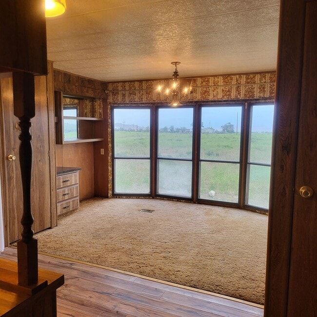 Building Photo - 2 Bedroom With a Great View