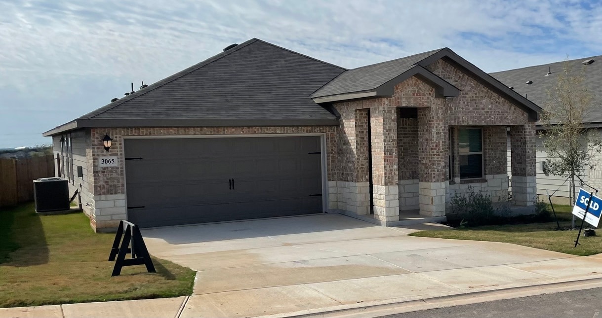 Primary Photo - 3065 Charyn Way