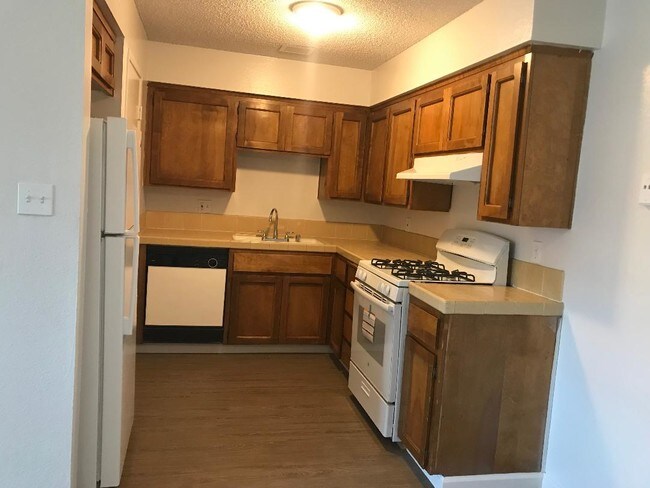 Foto del edificio - 3520 E Ashlan Ave