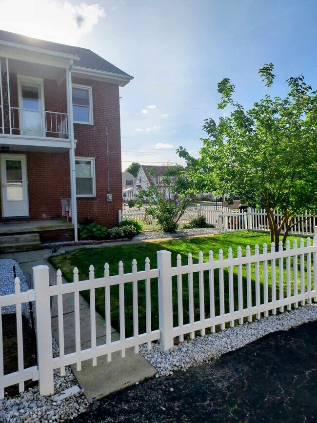 157 N Sumner St, York, PA 17404 House Rental in York, PA