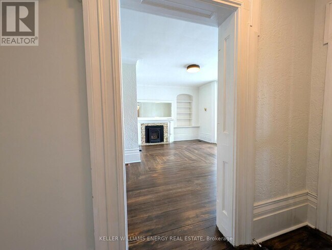 Photo du bâtiment - 35 King St