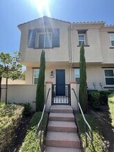Building Photo - 4102 Calle Arbol