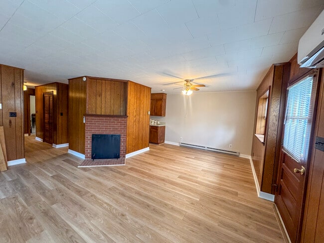 Building Photo - 117 Carolina Rd