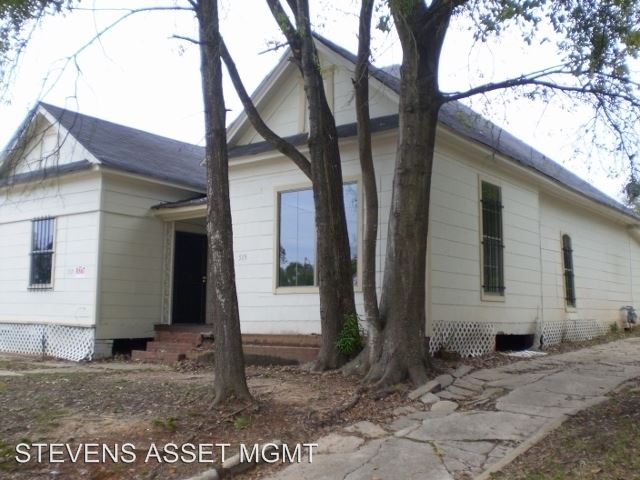 Primary Photo - 517 Stoner Ave