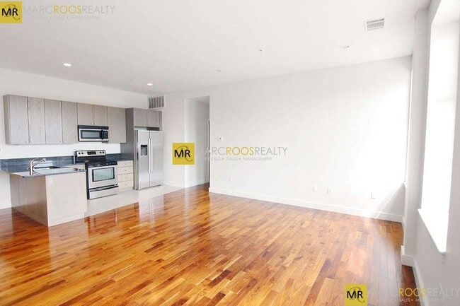 Building Photo - 450 Harrison Ave