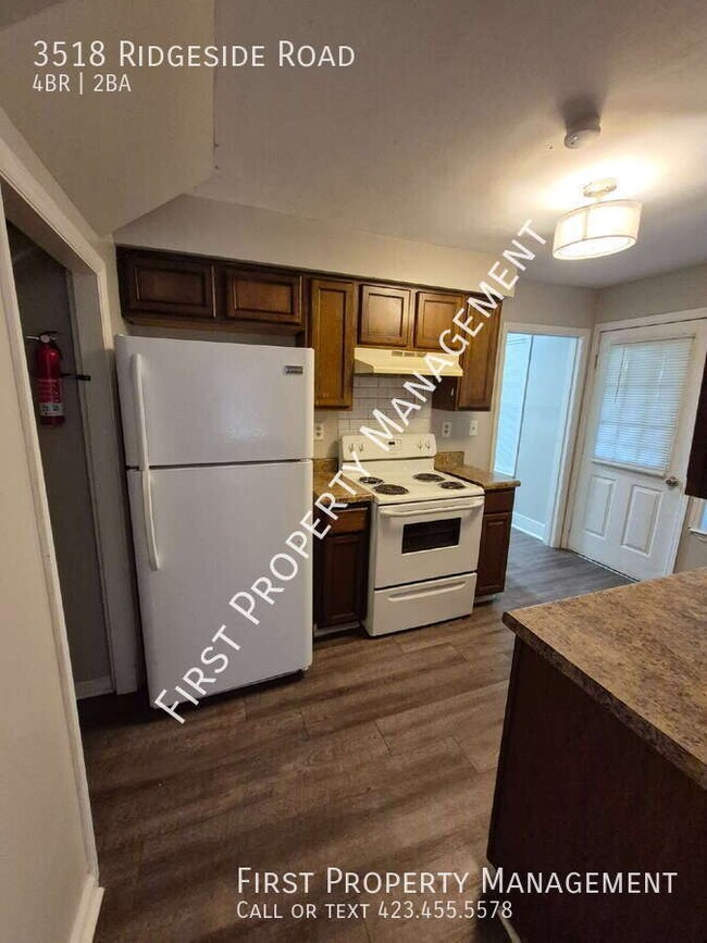 Foto del edificio - 3518 Ridgeside Rd