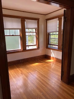 Building Photo - 26 School St