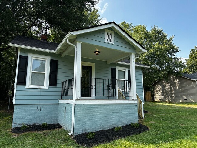 Foto del edificio - Renovated Bungalow in central High Point L...