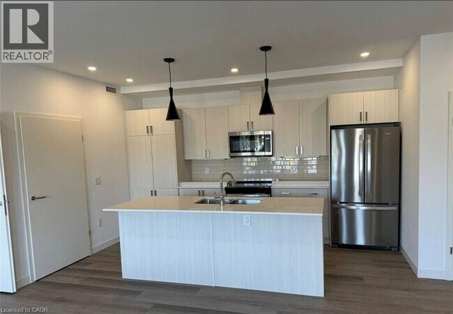 Photo du bâtiment - 119 Lincoln St